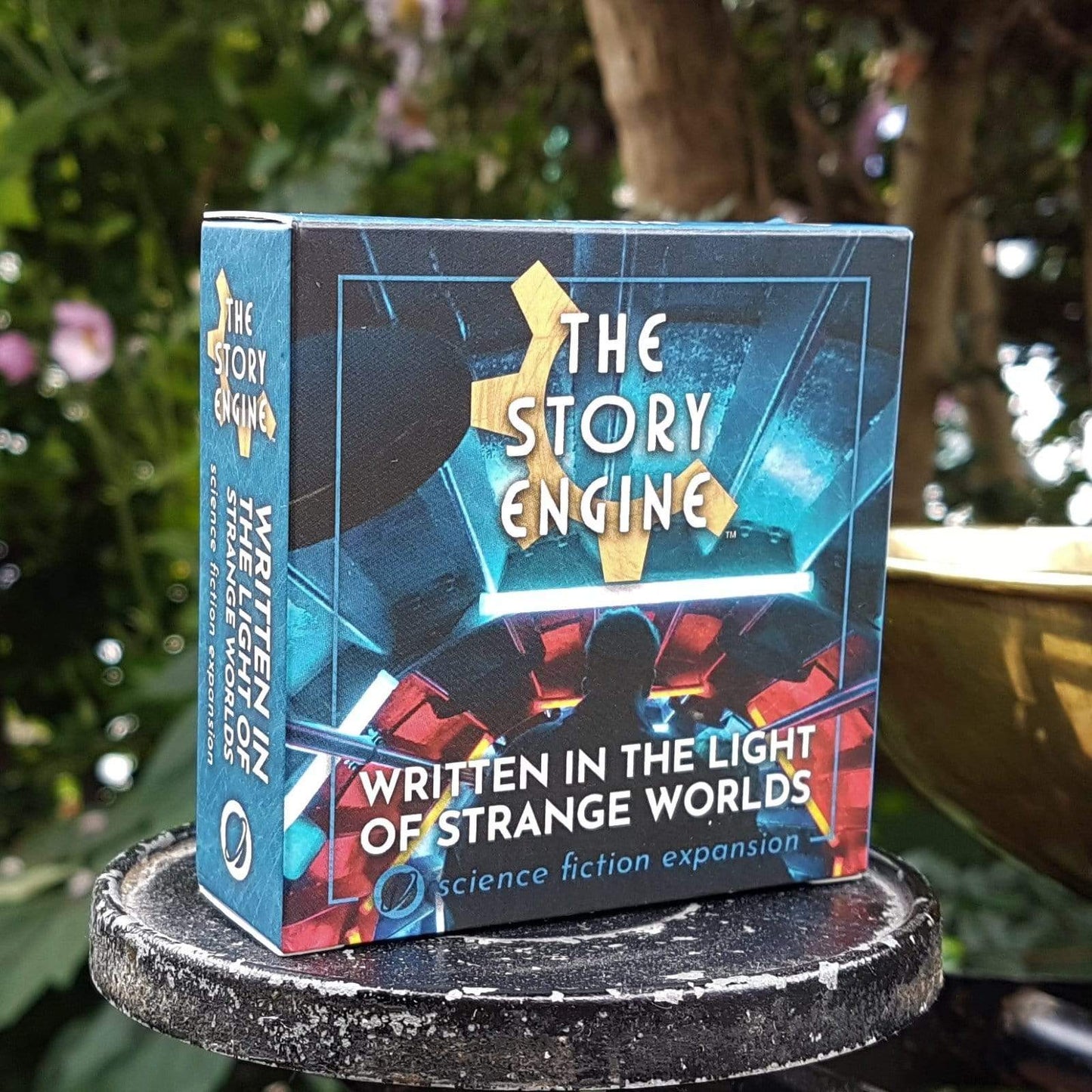 Science Fiction Expansion: Written in the Light of Strange Worlds - The Story Engine Deck of Writing Prompts